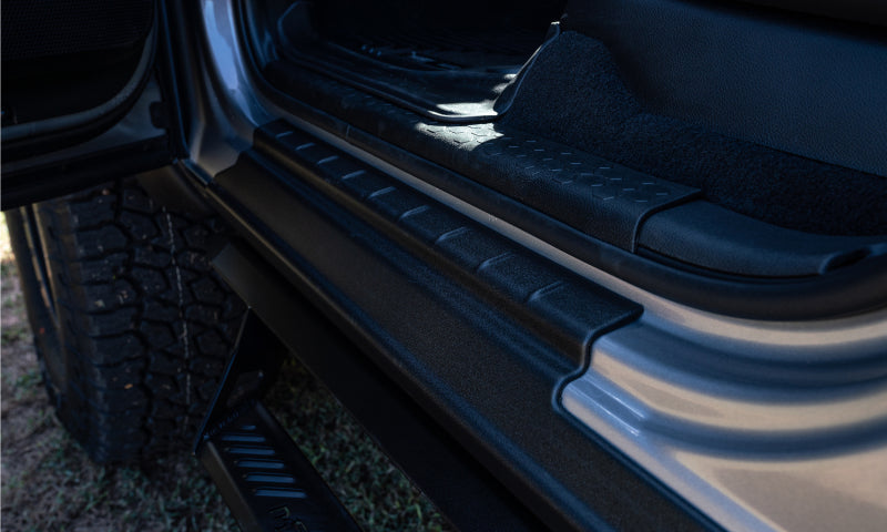 Bushwacker 15-19 Chevrolet Silverado 2500/3500 Trail Armor Rocker Panel + Sill Plate Cvr. - Tex. Blk